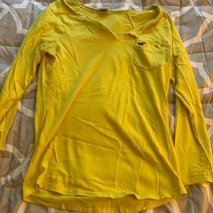 Hollister women’s v neck 3/4 sleeve tee